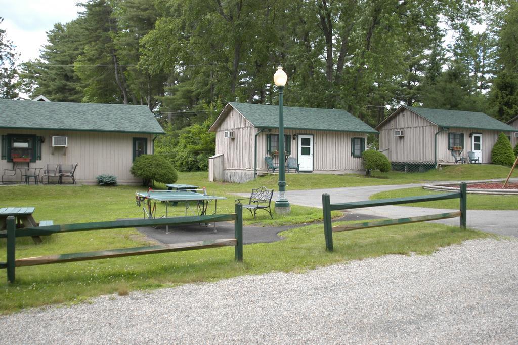 Hotel Lincoln Log Colony à Lac George Extérieur photo