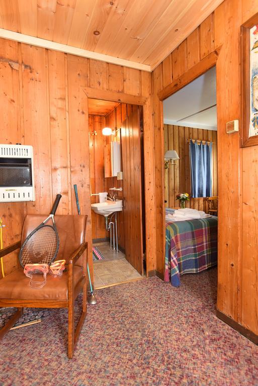 Hotel Lincoln Log Colony à Lac George Extérieur photo